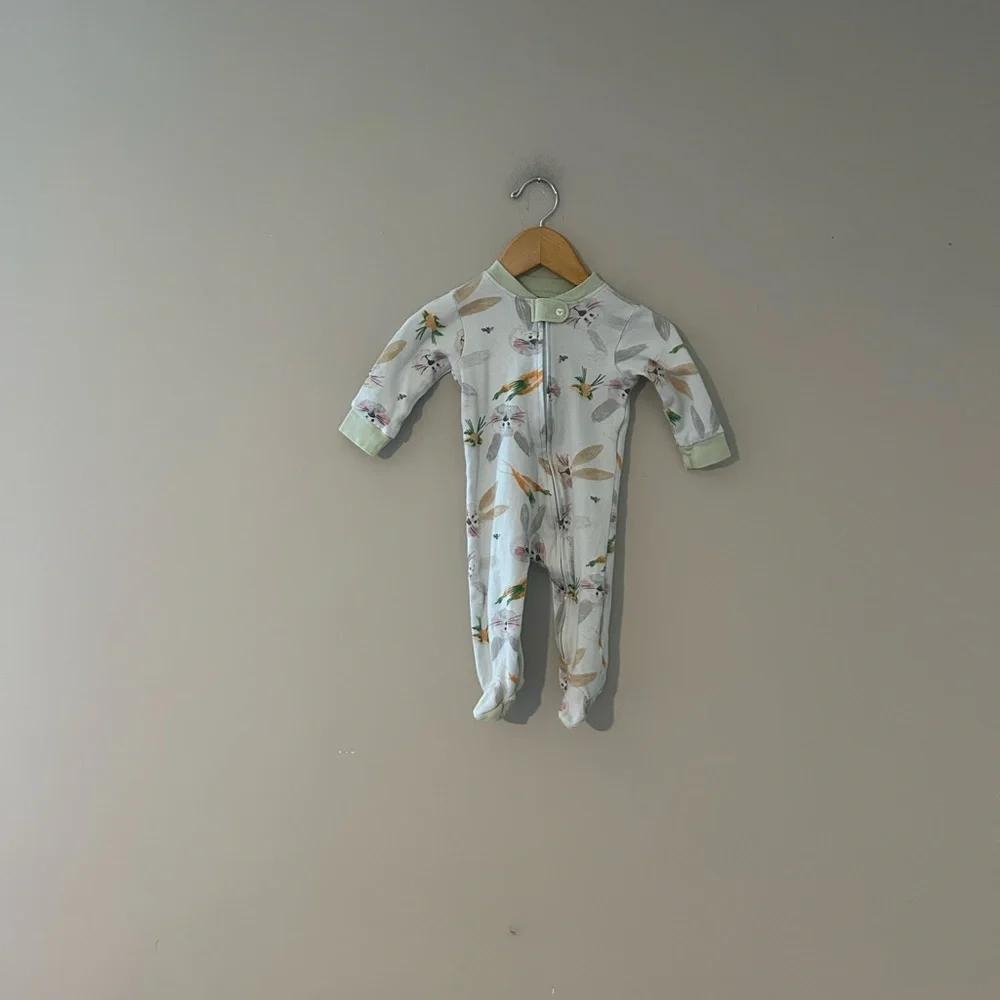 $10 ADD ON Burt’s Bees Baby footie zippy 3-6M Zara Easter bunny‎ cloud island